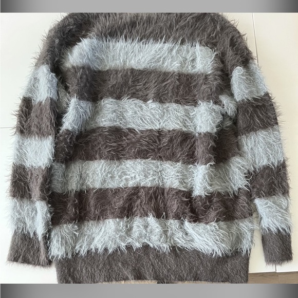 Number (N)ine - Picture 5 of 5